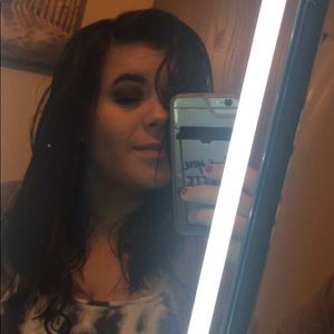 Meet your Posher, Elena